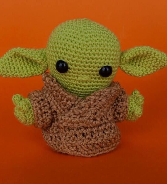 Amigurumi Baby Yoda Chipigurumi Para Artelovers