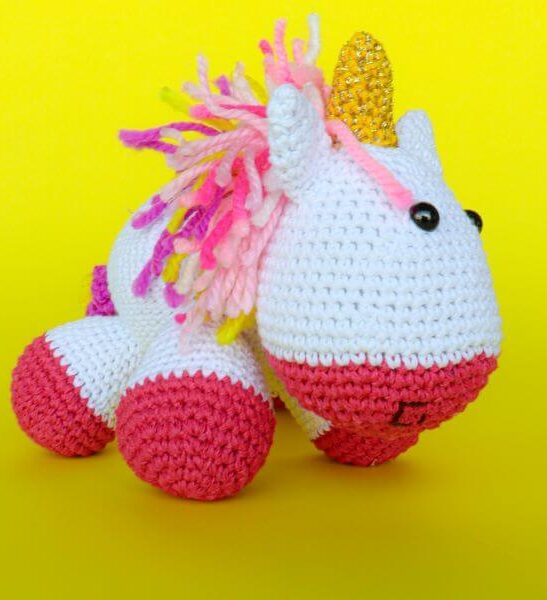 Mochila de cheap unicornio a crochet