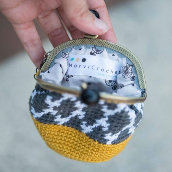 Funda de gafas crochet diseño geométrico - MarviCrochet