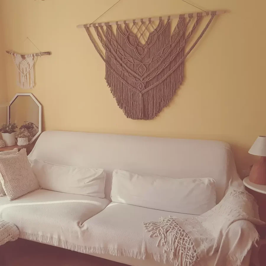 Tapiz Macramé Grande Victoria hecha a mano por Entre enre2 para ArteLovers