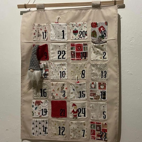 detalle calendario adviento enfilau artelovers navidad hecha a mano