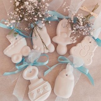 ArteLovers regalos hechos a mano por mujeres artesanas · · Tienda de para ArteLovers Market escayolas perfumadas bebe artesanales con esencias artelovers