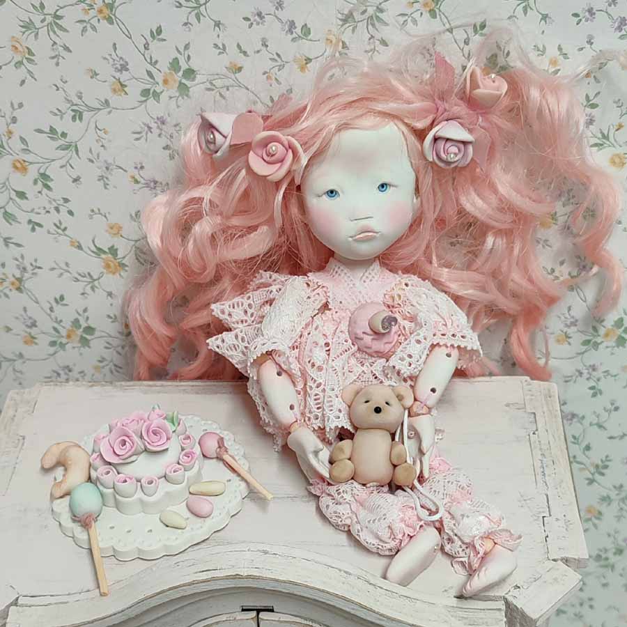 Muñeca Hada de los Dulces hecha a mano por Evaninas.