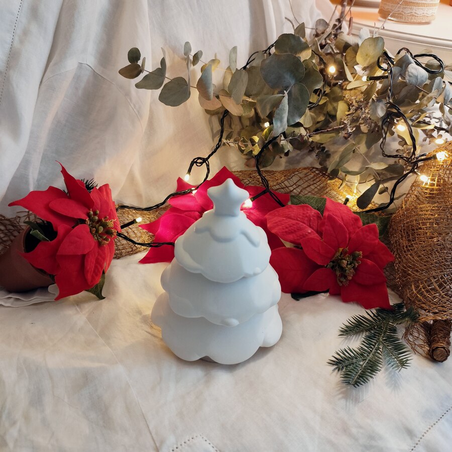 Árbol de Navidad de yeso con velas perfumadas | Detalle artesanal navideño