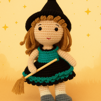 Luna La Brujita Muñeca de Crochet