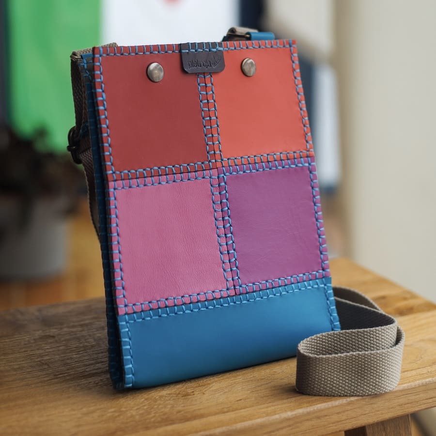 Bolso cuero tonos cálidos