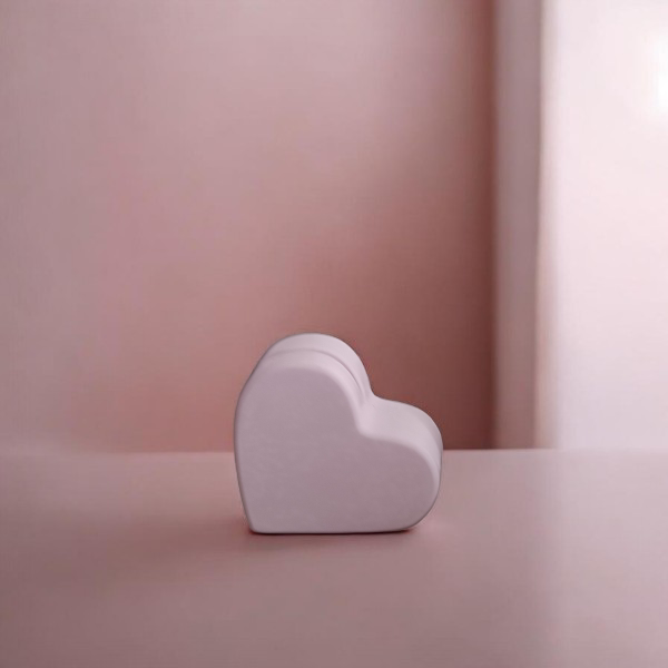 Porta fotos cerámico perfumado · Portafotos de resina ecológica que no solo enmarca tus recuerdos, sino que también perfuma tu espacio. Personalizable en color e intensidad, es un detalle decorativo único y sostenible. Su fragancia dura varias semanas y puede renovarse fácilmente añadiendo aceite esencial por la parte trasera. Se envía en cajita, ideal como regalo especial para bodas, bautizos, comuniones o cualquier ocasión importante. · Tienda de simple para ArteLovers Market Porta fotos cerámico perfumado - Imagen 2