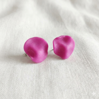 Pendientes rosas redondos