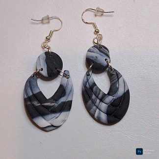 Pendientes artesanales de arcilla polimérica