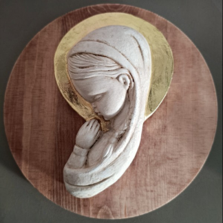 Relieve Virgen niña madera.