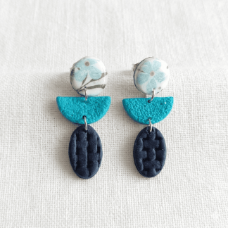 Pendientes azules arcilla polimérica. ENVÍO GRATIS