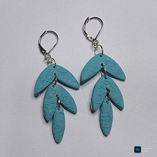 Pendientes artesanales de arcilla polimérica