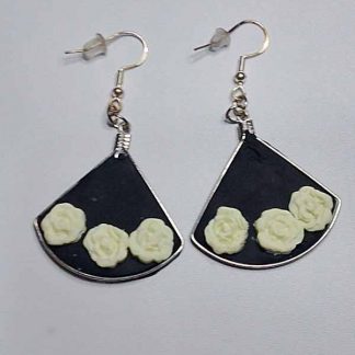 Pendientes artesanales de arcilla polimérica
