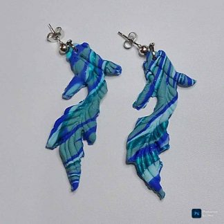Pendientes artesanales de arcilla polimérica