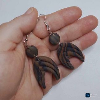 Pendientes artesanales de arcilla polimérica