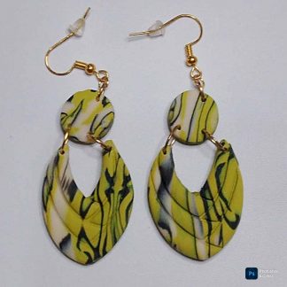 Pendientes artesanales de arcilla polimérica